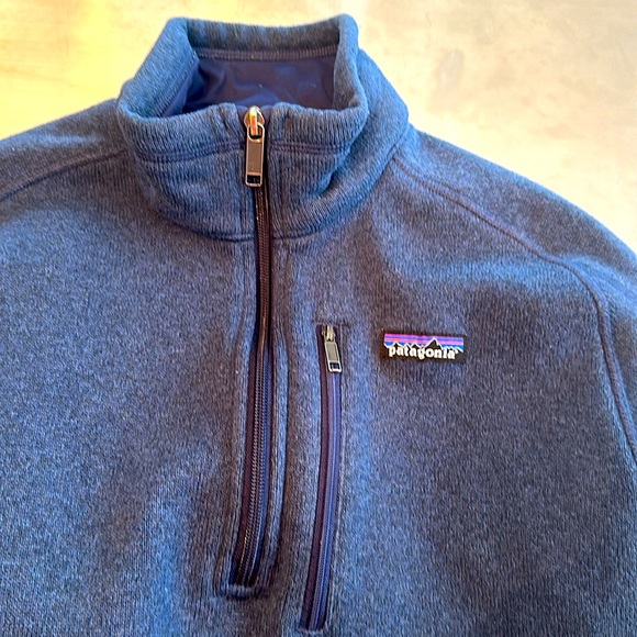 Navy Patagonia better sweater in great condition - Picture 2 of 2